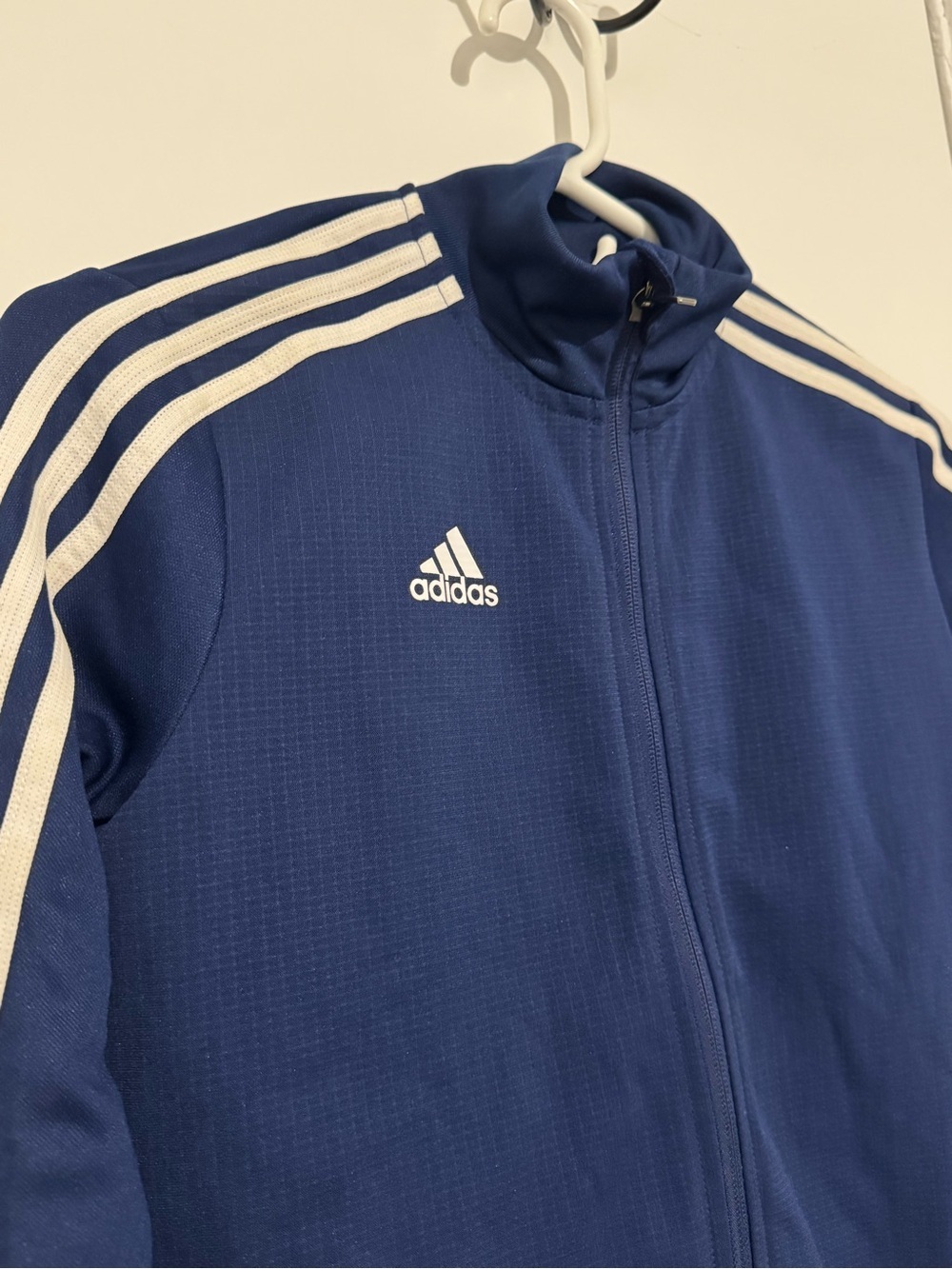 adidas AEROREADY Unisex Kids Track Jacket Navy/White Size M Full Zip - Picture 3 of 7